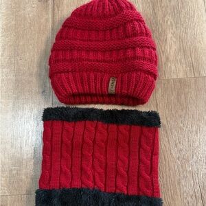 Kids beanie and neck warmer